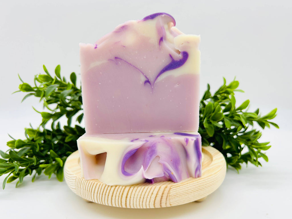 Lilac Bloom – Spring Lilac Artisan Soap 🪻Single Bar