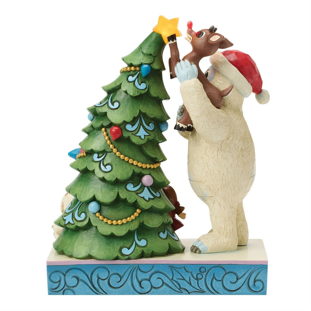 NEW ITEM 🎄- Bumble Holding Rudolph by Christmas Tree – Jim Shore Rudolph Traditions (8.46”H)