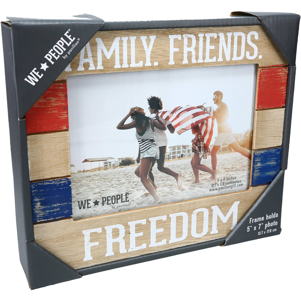 USA People Decorative Patriotic USA Frame – 9" x 7.25" (Holds 5" x 7" Photo)